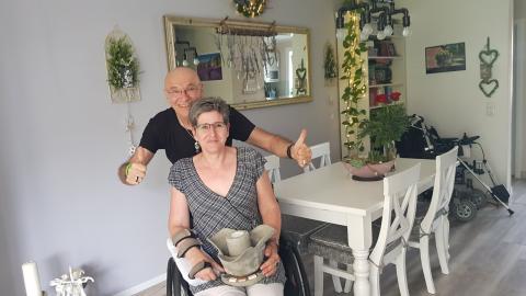 Besuch bei Ulla Dieck mit Übergabe Zement Uniukat von Peter Sebastian