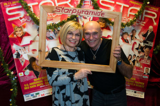 30. Starpyramide Backstage