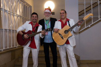 30. Starpyramide Backstage