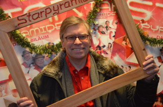 30. Starpyramide Backstage