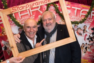 30. Starpyramide Backstage