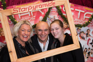 30. Starpyramide Backstage