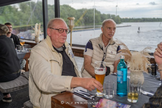 Scheckübergabe im Restaurant Eisvogel am See - Erlös der 37ten Starpyramide