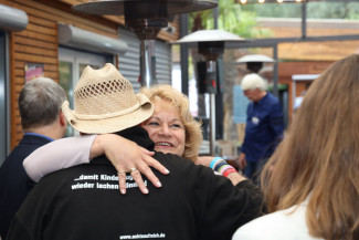 Scheckübergabe im Restaurant Eisvogel am See - Erlös der 37ten Starpyramide