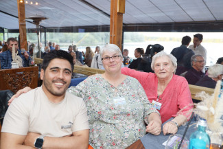 Scheckübergabe im Restaurant Eisvogel am See - Erlös der 37ten Starpyramide