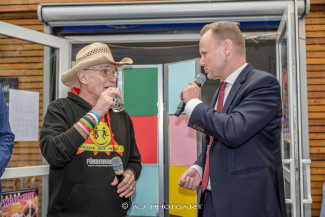 Scheckübergabe im Restaurant Eisvogel am See - Erlös der 37ten Starpyramide