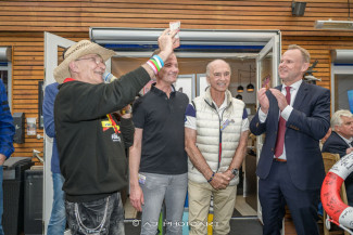 Scheckübergabe im Restaurant Eisvogel am See - Erlös der 37ten Starpyramide