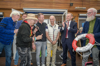 Scheckübergabe im Restaurant Eisvogel am See - Erlös der 37ten Starpyramide
