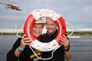 Scheckübergabe im Restaurant Eisvogel am See - Erlös der 37ten Starpyramide