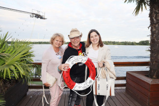 Scheckübergabe im Restaurant Eisvogel am See - Erlös der 37ten Starpyramide