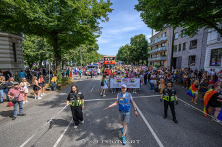 Hamburg Pride 2024 - Rollstuhlfahrer-Inklusionstruck