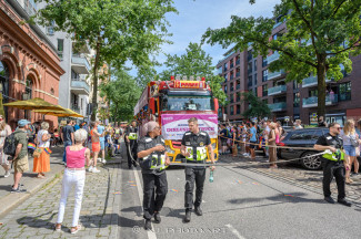 Hamburg Pride 2024 - Rollstuhlfahrer-Inklusionstruck