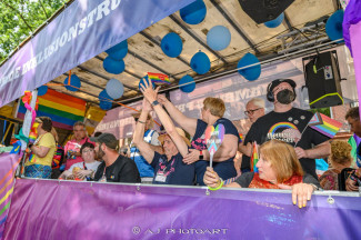 Hamburg Pride 2024 - Rollstuhlfahrer-Inklusionstruck