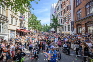 Hamburg Pride 2024 - Rollstuhlfahrer-Inklusionstruck