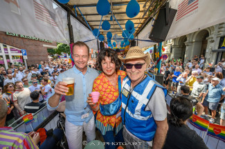 Hamburg Pride 2024 - Rollstuhlfahrer-Inklusionstruck