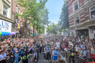 Hamburg Pride 2024 - Rollstuhlfahrer-Inklusionstruck