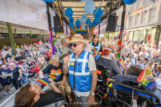 Hamburg Pride 2024 - Rollstuhlfahrer-Inklusionstruck
