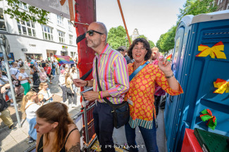Hamburg Pride 2024 - Rollstuhlfahrer-Inklusionstruck