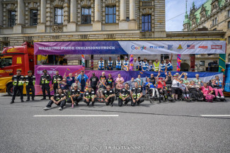 Hamburg Pride 2024 - Rollstuhlfahrer-Inklusionstruck