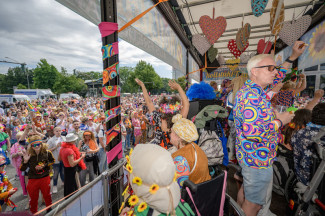 Schlagermove 2025 - Rollstuhlfahrer-Inklusionstruck