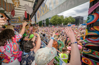 Schlagermove 2025 - Rollstuhlfahrer-Inklusionstruck