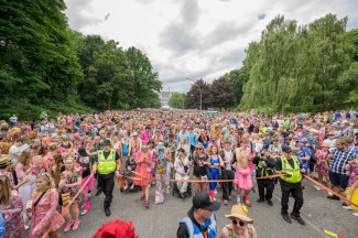 Schlagermove 2025 - Rollstuhlfahrer-Inklusionstruck