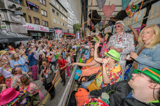 Schlagermove 2025 - Rollstuhlfahrer-Inklusionstruck