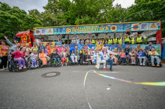 Schlagermove 2025 - Rollstuhlfahrer-Inklusionstruck