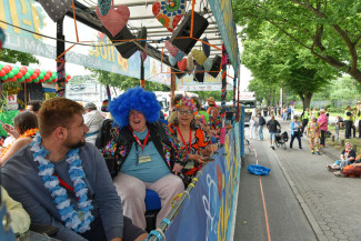 Schlagermove 2025 - Rollstuhlfahrer-Inklusionstruck