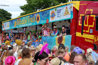 Schlagermove 2025 - Rollstuhlfahrer-Inklusionstruck