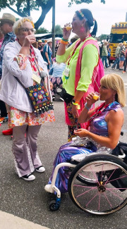 Schlagermove 2025 - Rollstuhlfahrer-Inklusionstruck