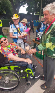 Schlagermove 2025 - Rollstuhlfahrer-Inklusionstruck