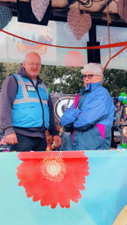 Rollstuhltruck, Förderkreis zugunsten unfallgeschädigter Kinder, Deutsche Muskelschwund-Hilfe
